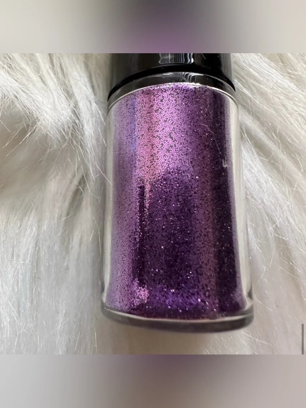 Anastasia Beverly Hills Norvina Loose Glitter-In The Moment